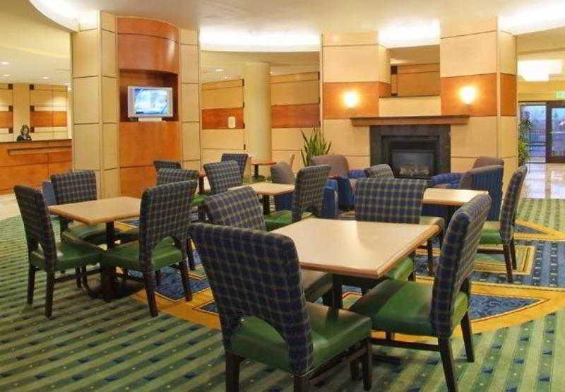 Springhill Suites Boulder Longmont Restaurant photo